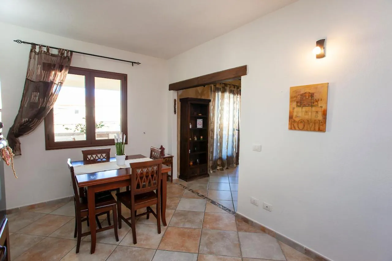 Appartamento Villino Ginestra San Teodoro  0*, San Teodoro (Sardinia) Italia